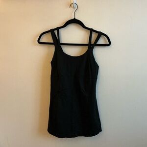 Black Women's Lululemon Tank Top